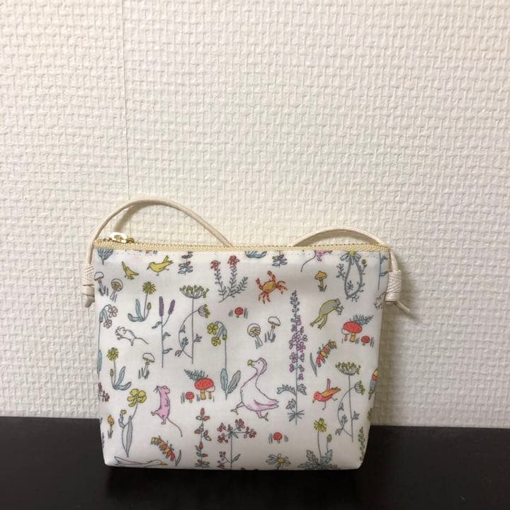 リバティ 生地使用 ポシェット 見本