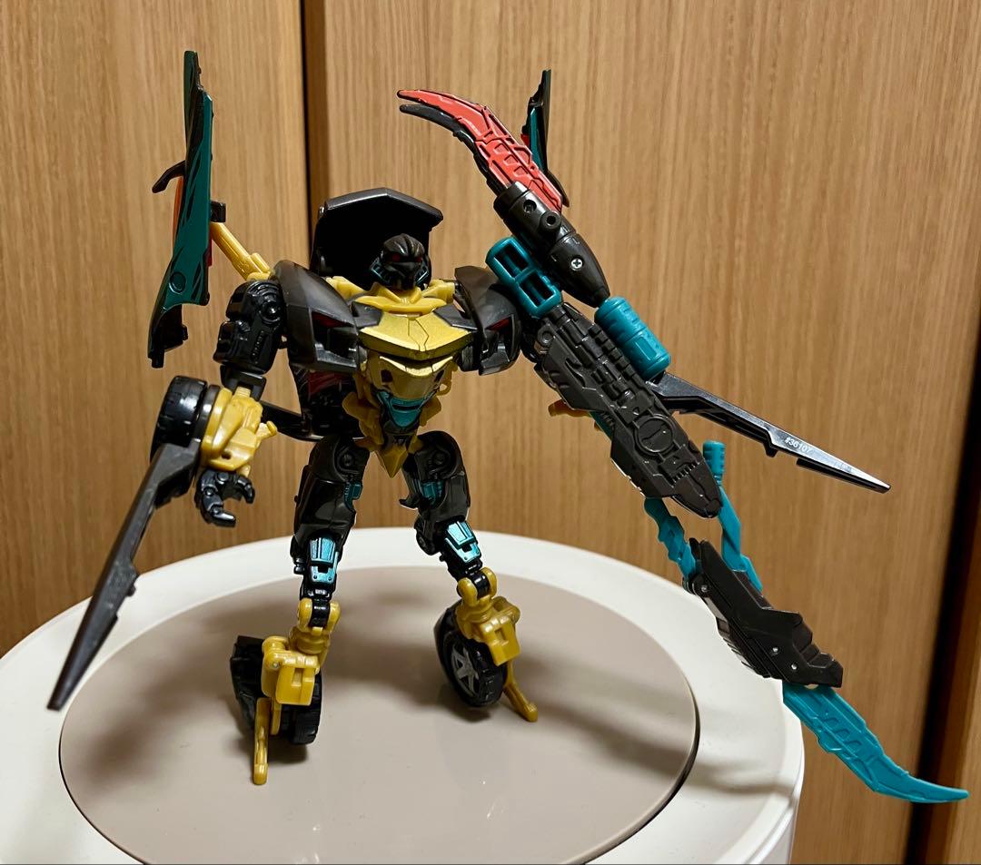 トランスフォーマー　ダークサイド・ムーン ダークスチール