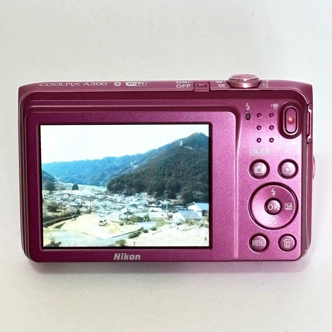 【美品】Nikon coolpix A300 ニコン　デジカメ　SDカード付