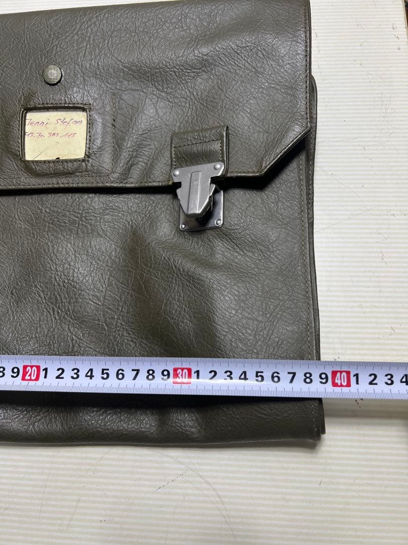 ミリタリーブリーフケース