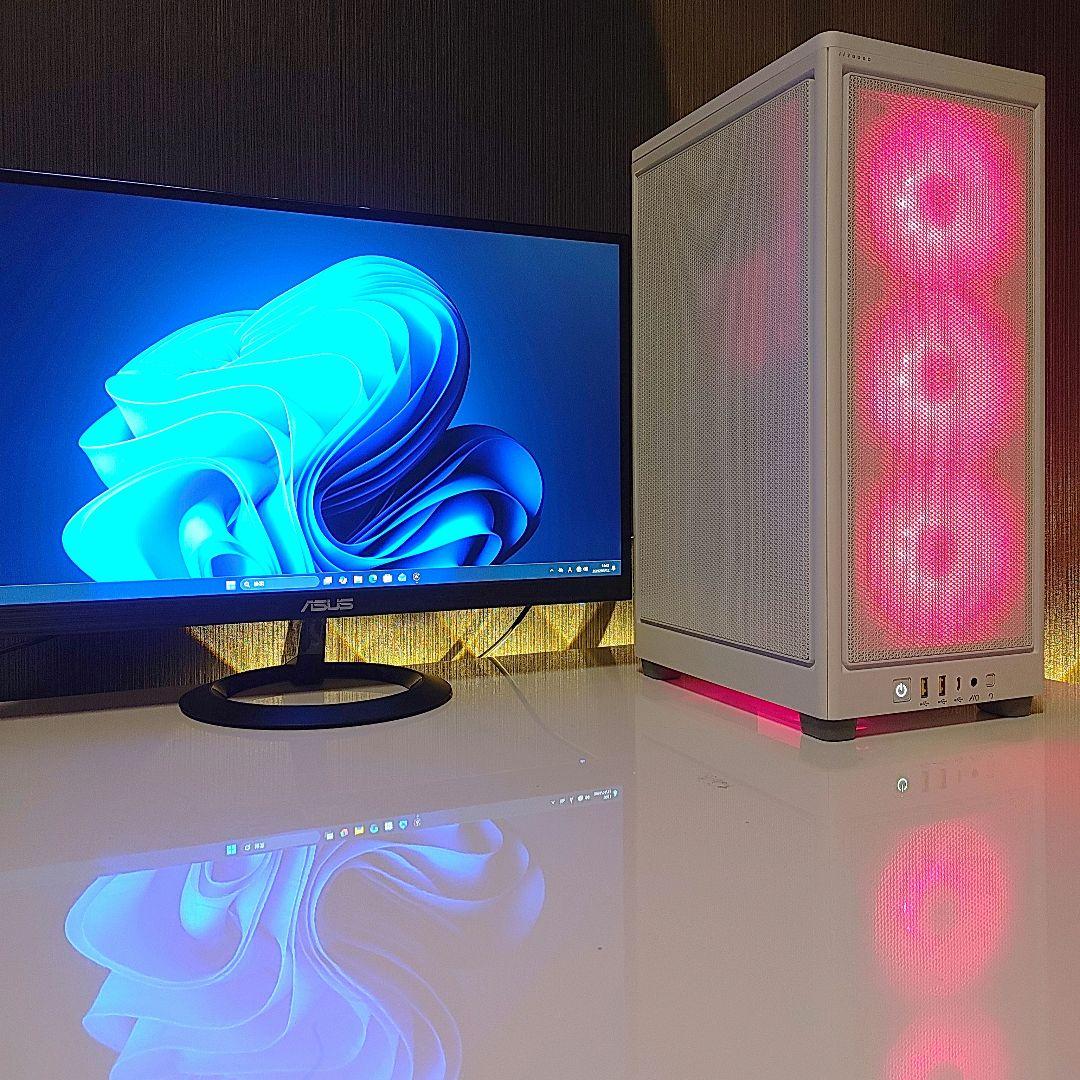 【省スペース 高性能 ゲーミングPC】デスクトップパソコン／白／光る LED