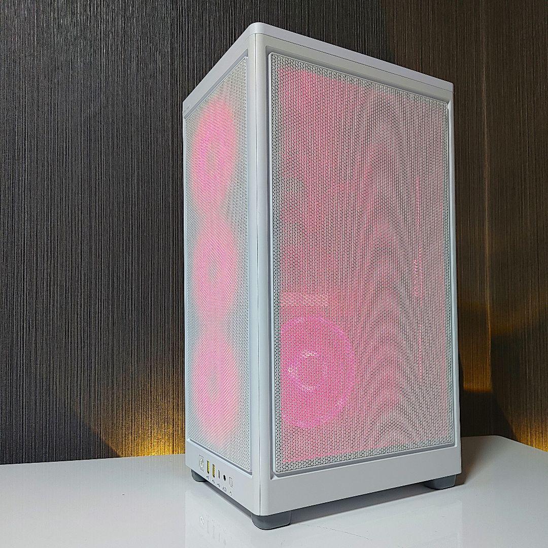 【省スペース 高性能 ゲーミングPC】デスクトップパソコン／白／光る LED