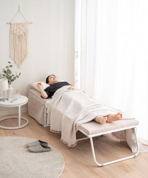 【新品未使用】EMOOR エムール ベッド機能付スツール SHELT アイボリー