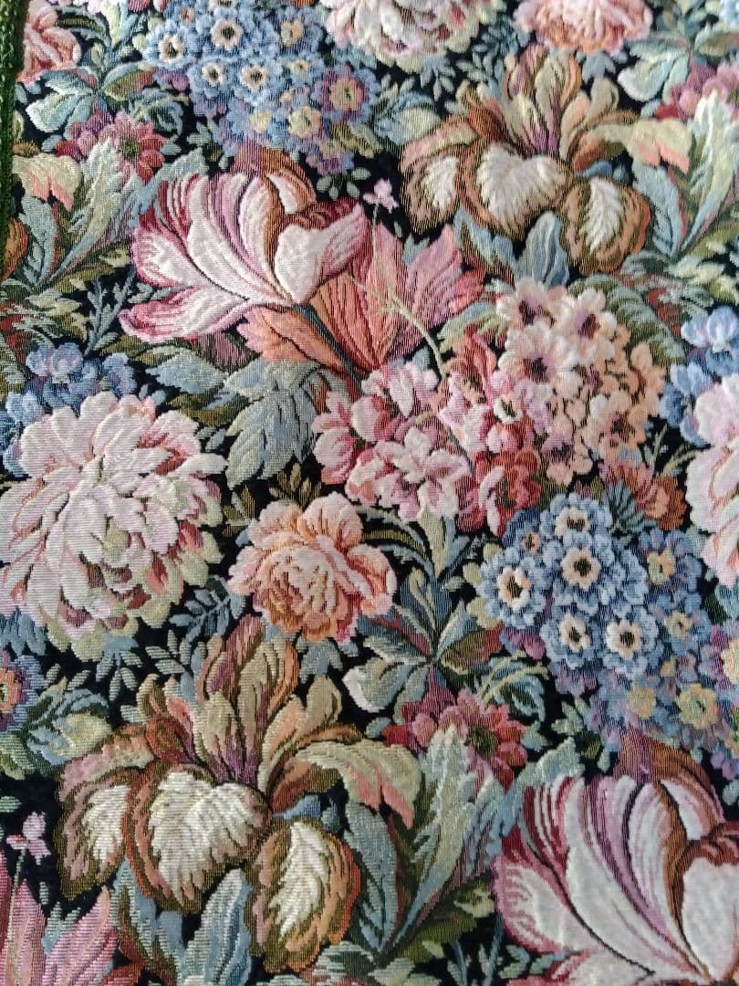 ゴブラン織り　テーブルクロス　 イタリア製生地　アンジャルダン オンプリュ