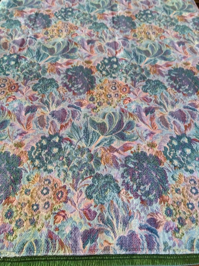 ゴブラン織り　テーブルクロス　 イタリア製生地　アンジャルダン オンプリュ