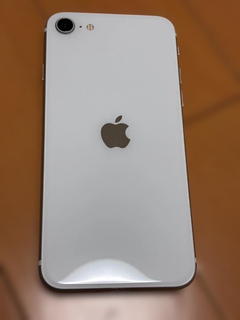 iPhone SE2 64GB ホワイト SIMフリー(simロック解除済)