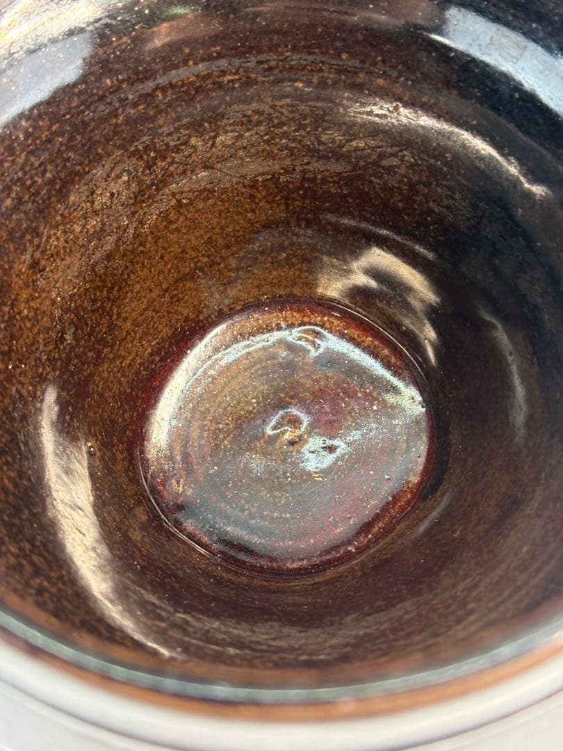 【中古品】茶道具　膳所焼　コマ形宝盡し建水（共箱）