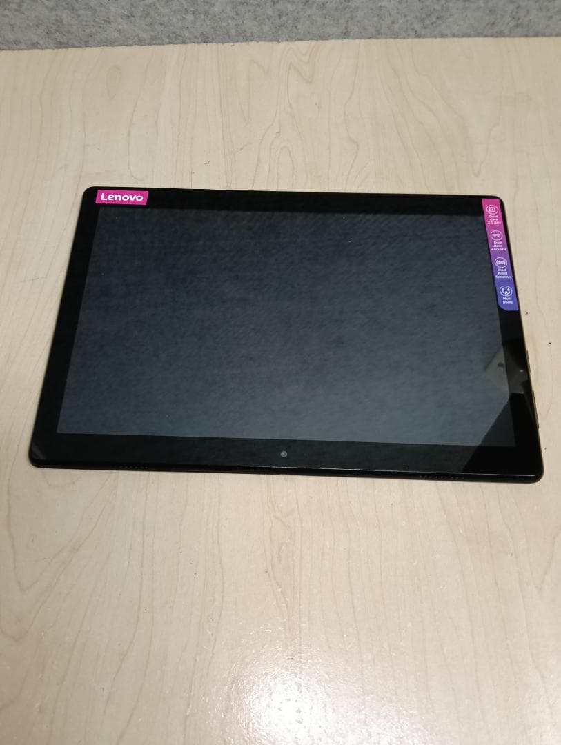 （695）【WiFiモデル】Lenovo Tab TB-X505F 充電機器付き