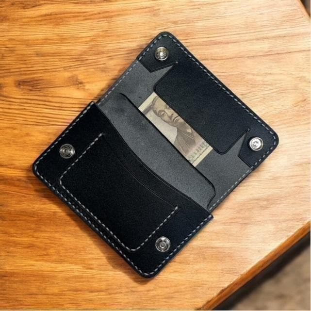 ミドルトラッカーウォレット/姫路レザー芯通し黒色/ステッチ白色/フルハンドメイド