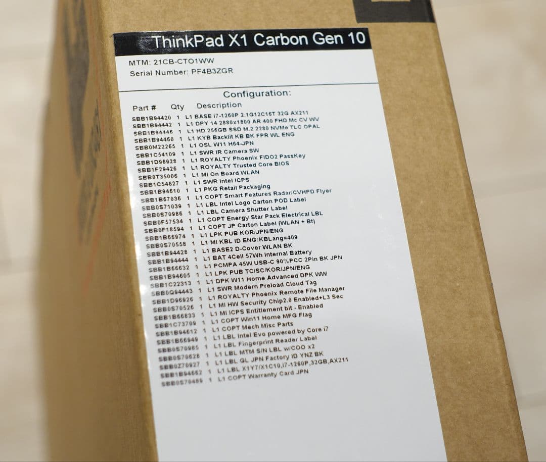 ThinkPad X1 Carbon Gen10 32GB 256GB US配列