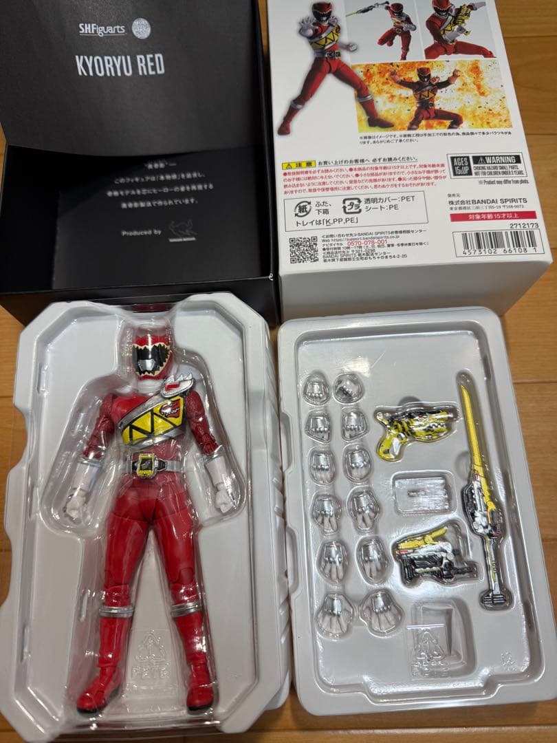 S.H.フィギュアーツ獣電戦隊キョウリュウジャーキョウリュウレッド