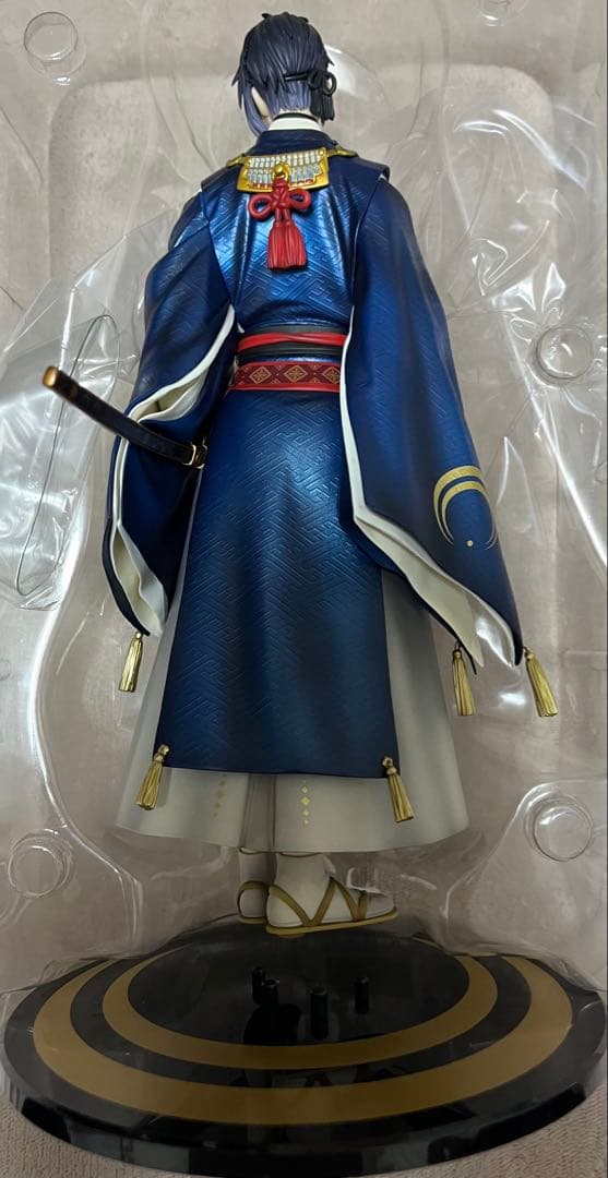 刀剣乱舞 三日月宗近 1/8スケール　フィギュア