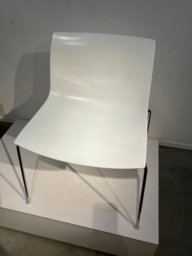 アルペール社、カティファ、ホワイト、美品、カルテル、アクタス、カッシーナ