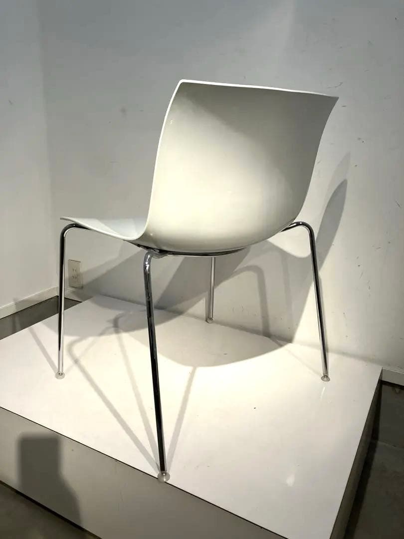 アルペール社、カティファ、ホワイト、美品、カルテル、アクタス、カッシーナ