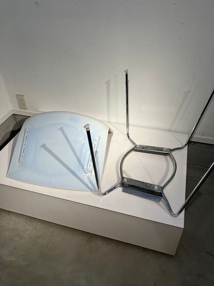 アルペール社、カティファ、ホワイト、美品、カルテル、アクタス、カッシーナ