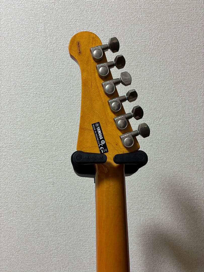 YAMAHA パシフィカ　611 ギター