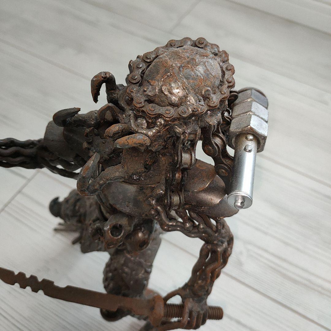 naoさん／廃材メタルアート／エイリアンVSプレデター