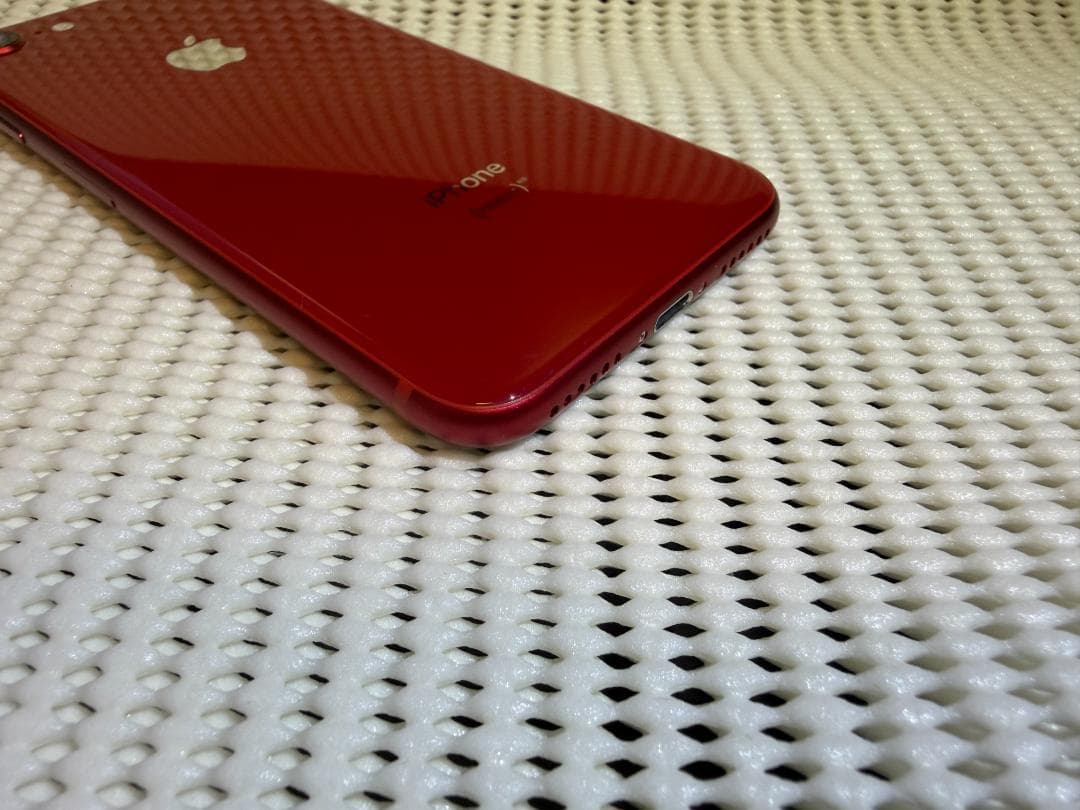 Apple iPhone 8 (PRODUCT(RED)) 64G 本体と付属品