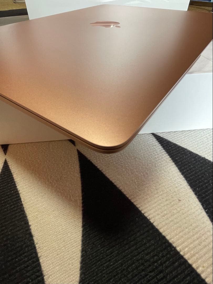 Apple MacBook Air M1 2020 8GB 256GB 【美品】