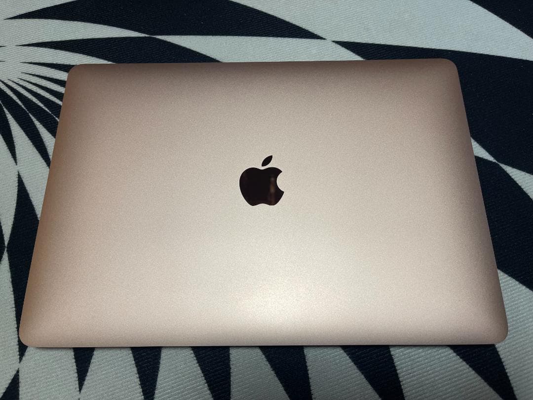 Apple MacBook Air M1 2020 8GB 256GB 【美品】