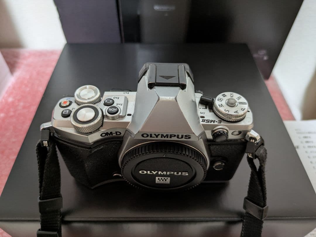【SAYUTAKE】【ジャンク】OM-D E-M5 MarkII ボディ