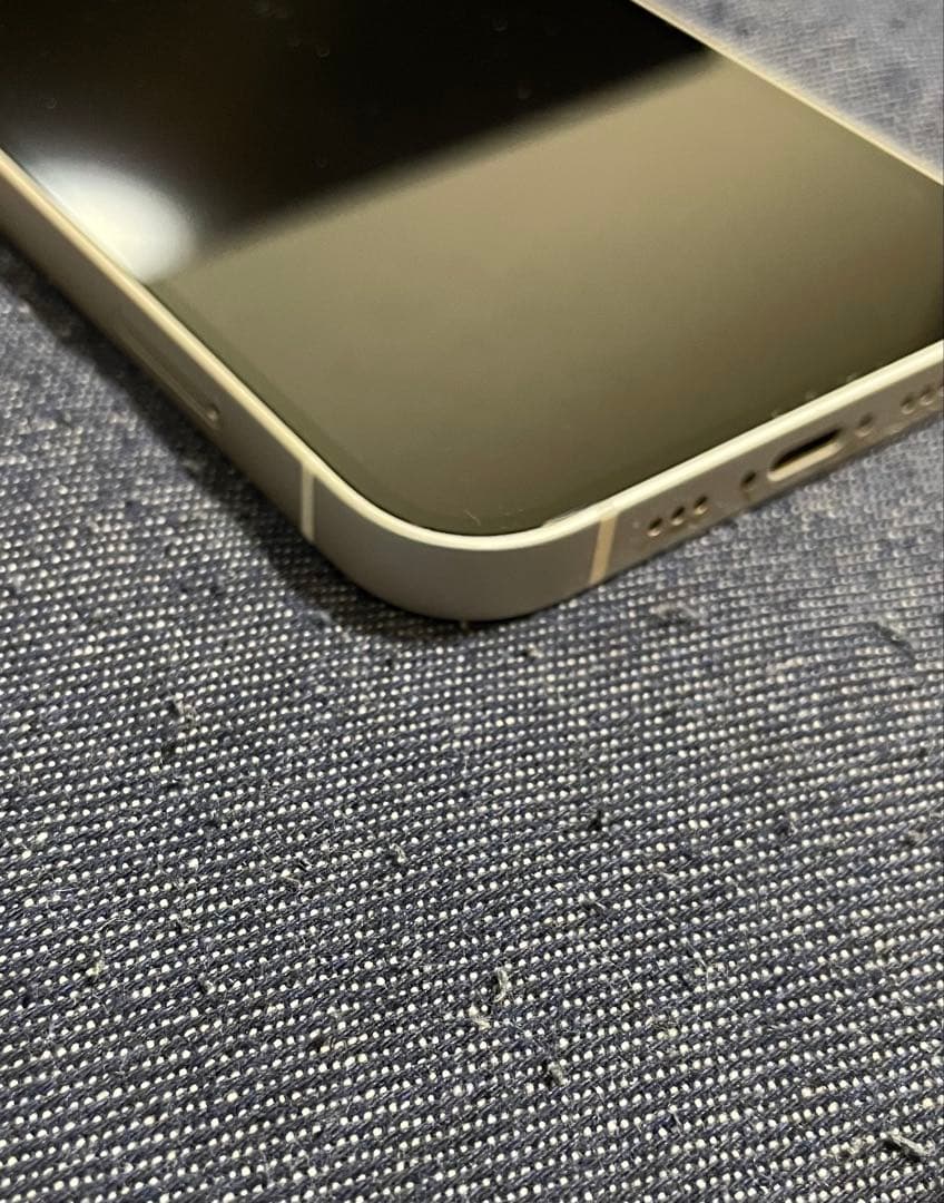 iPhone 12ホワイト 本体 ジャンク③