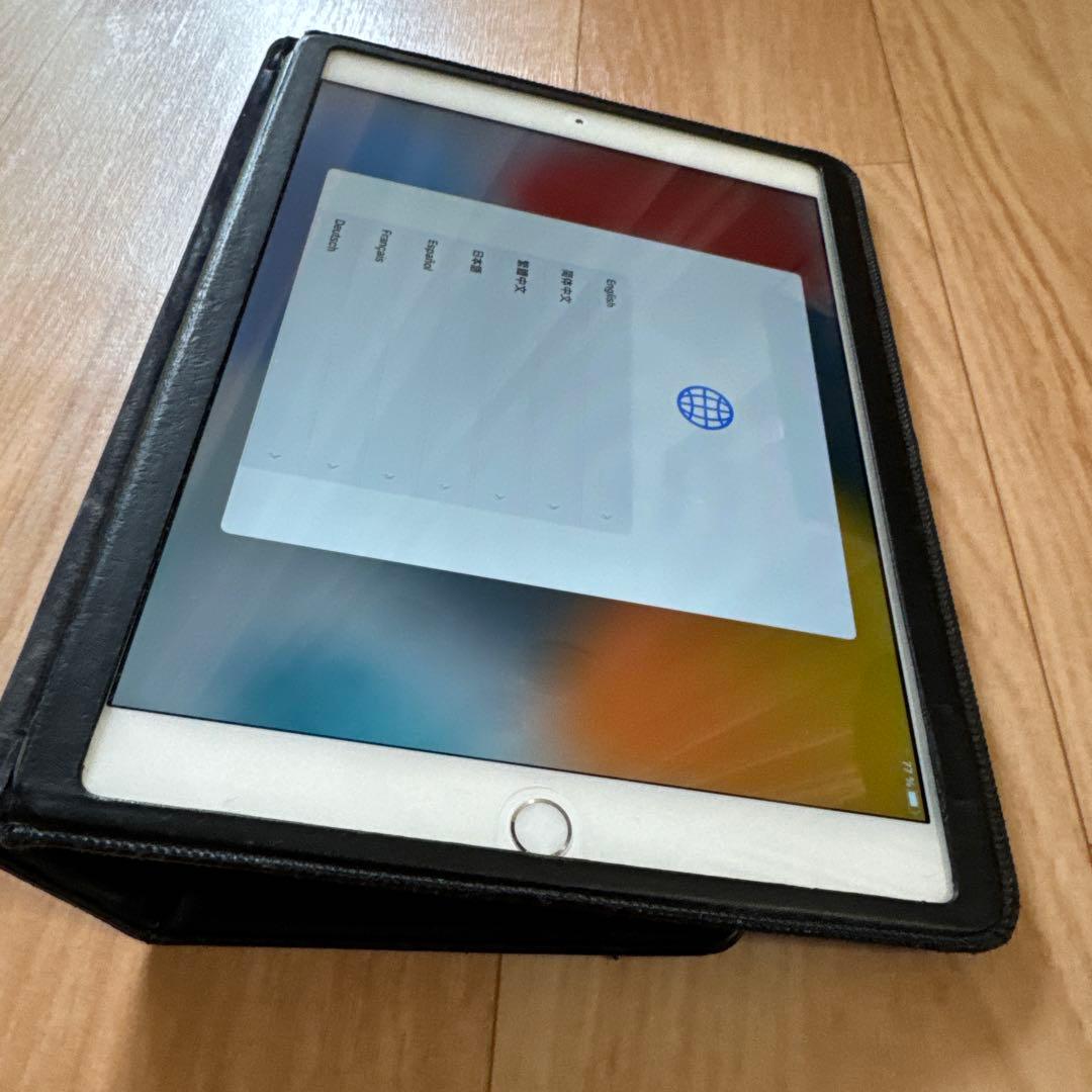 Apple iPad Air2 本体WiFi 64GBモデル