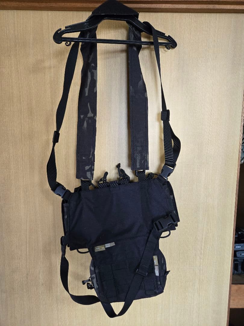 マルチカムブラック　チェストリグ　ヘリコンテックス　実物