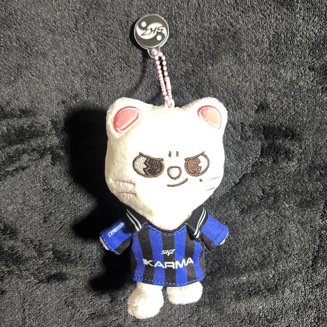 【2/28〆限定価格】KARMA SKZOOver チャーム&トレカ ヒョンジン