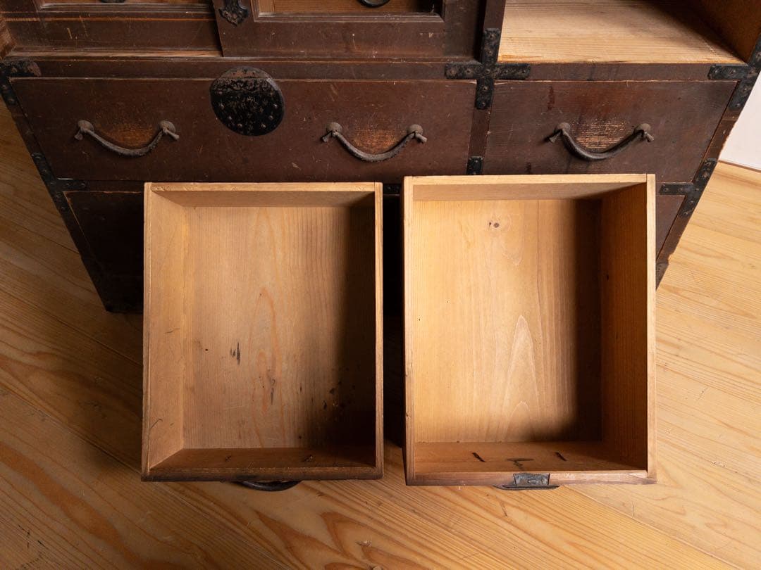 ガラス棚　和箪笥　M065　古道具　古家具　和家具　ビンテージ　アンティーク