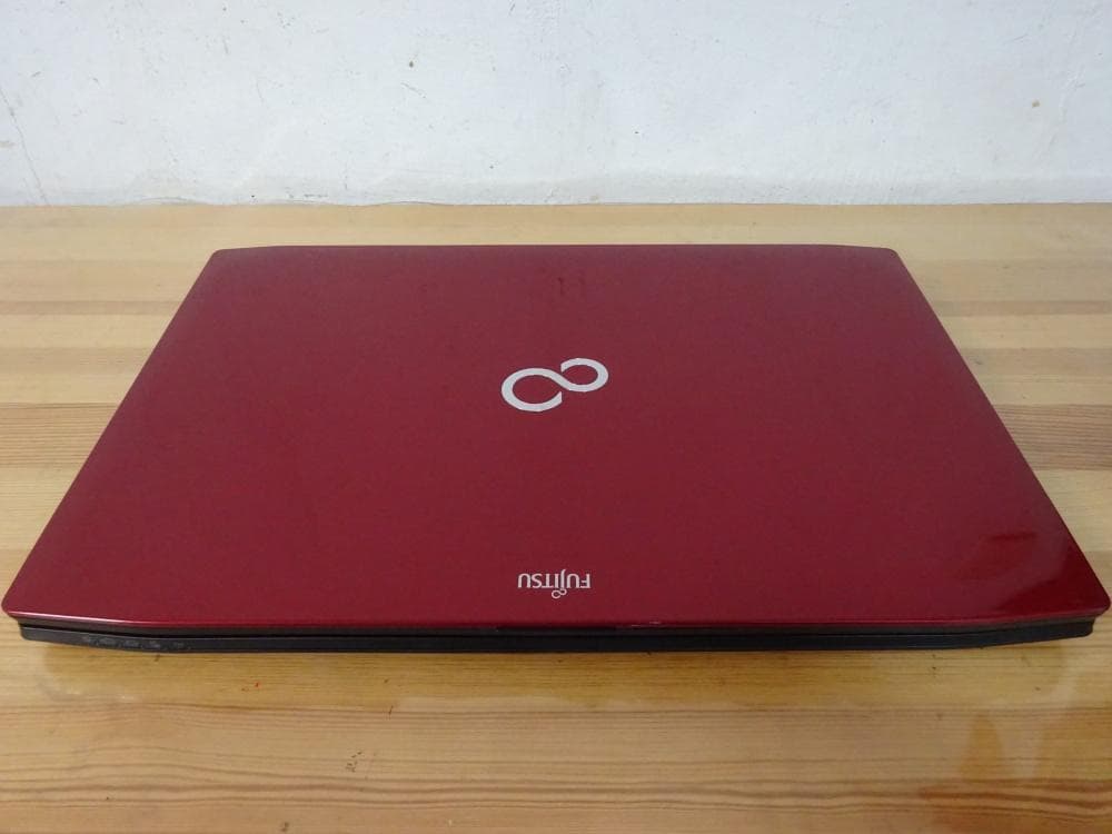 富士通 ノートパソコン LIFEBOOK AH77/J/中古特価良品