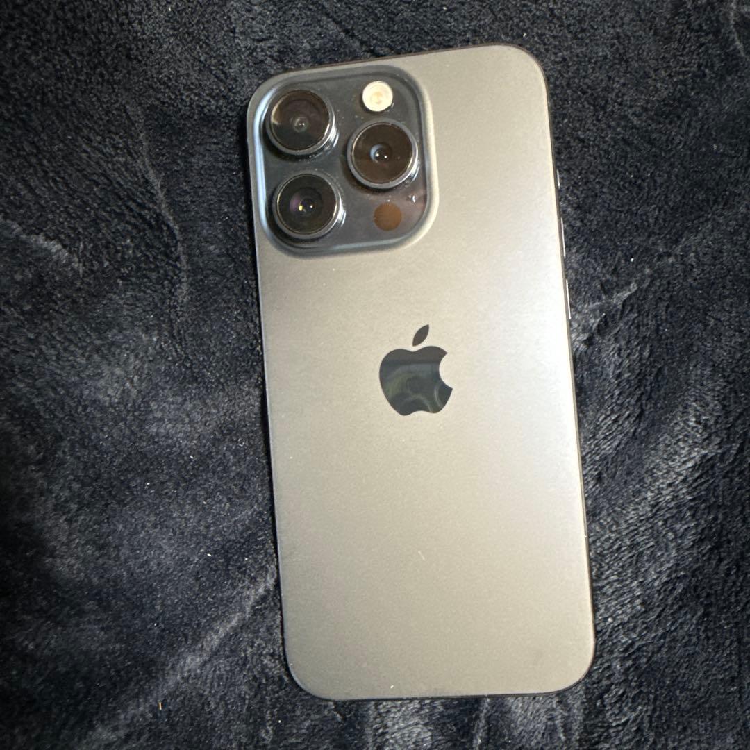 ⭐️iPhone15pro ⭐️128⭐️美品⭐️SIMフリー⭐️