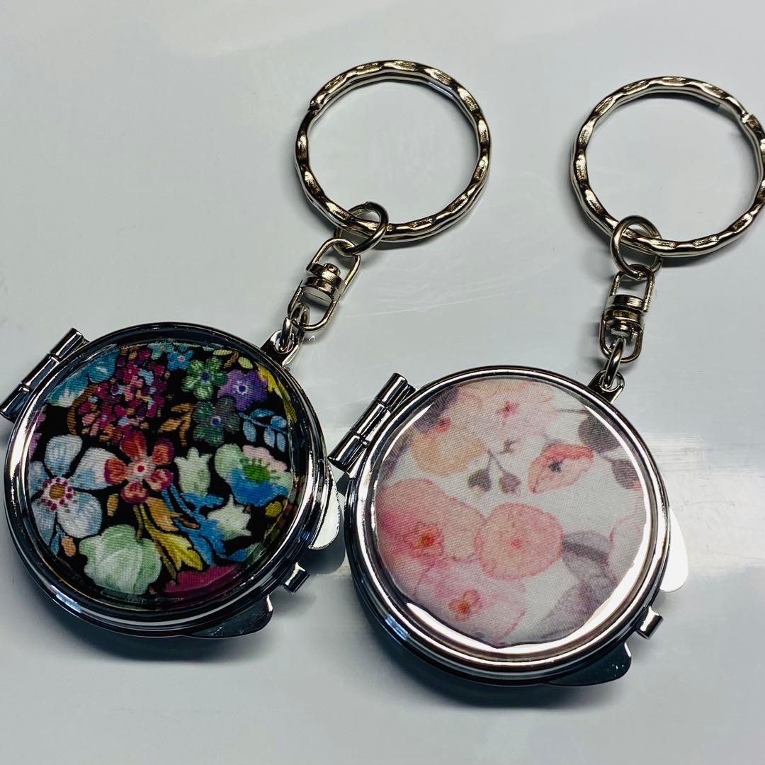 リバティ ハンドメイド ミラーキーホルダー2個5