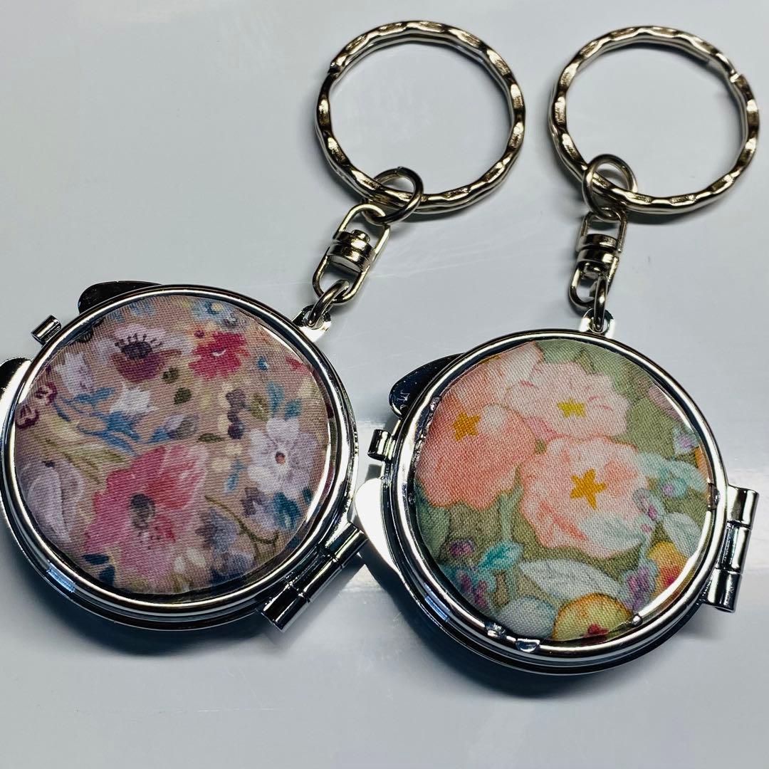 リバティ ハンドメイド ミラーキーホルダー2個5