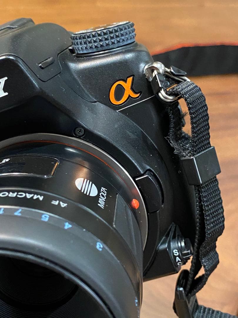 SONY α700 デジタル一眼レフ　ミノルタ単焦点50㎜AFレンズ付　動作品