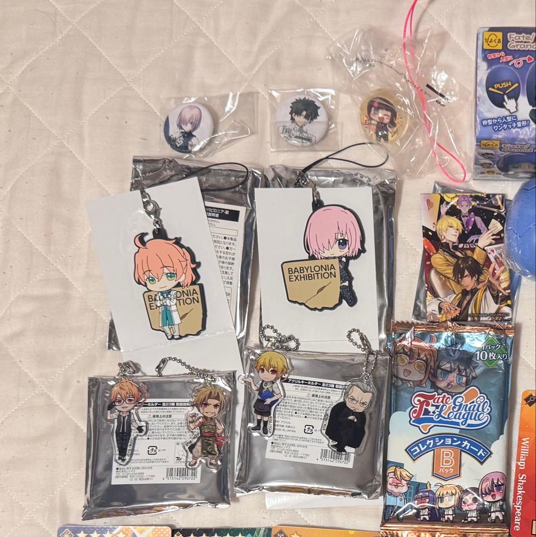 【限定品あり】FGOグッズ　まとめ売り(ラバマス、アクキー、カード他)