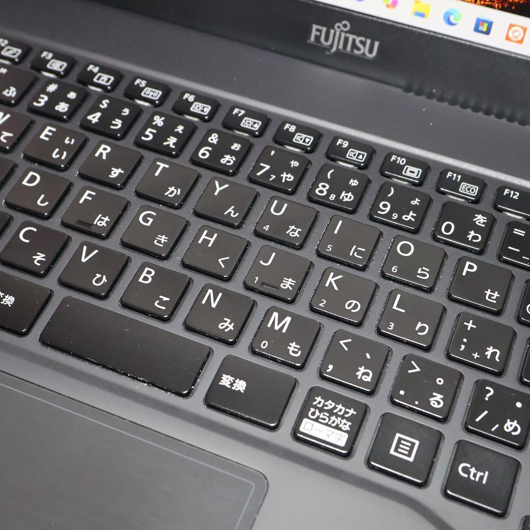 小型！Win11公式対応8世代i7/新品SSD512/メ8/無線/カメラ/FHD