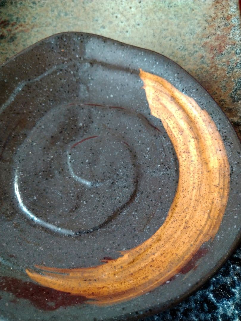 ⬛多目的コバルトブルー青御影風 蓋付皿⬛ウェーブ・黒備前茶刷毛三角皿⬛３組６皿