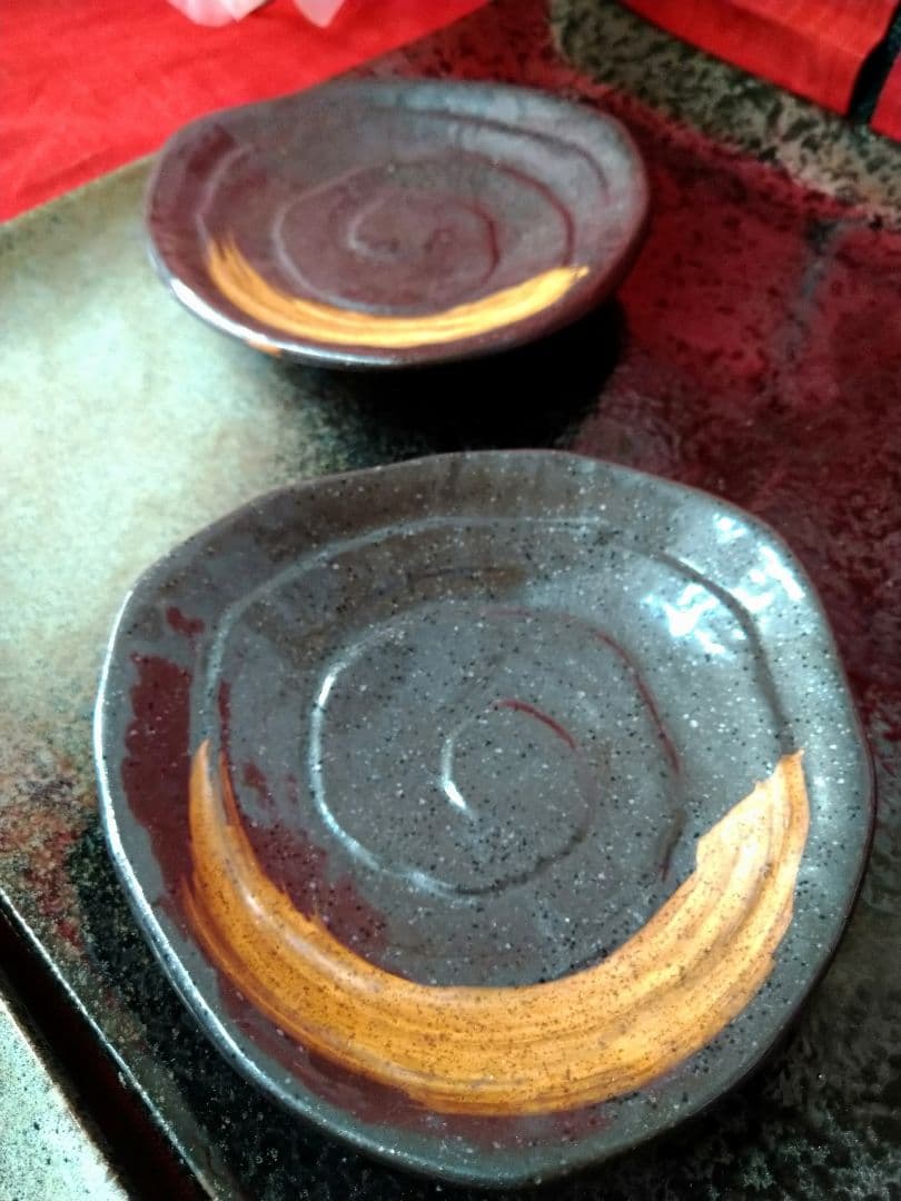 ⬛多目的コバルトブルー青御影風 蓋付皿⬛ウェーブ・黒備前茶刷毛三角皿⬛３組６皿