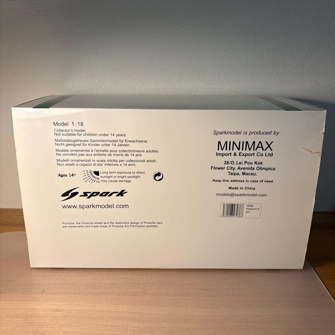 スパーク　spark porsche ポルシェ　911 R 1/18 ミニカー