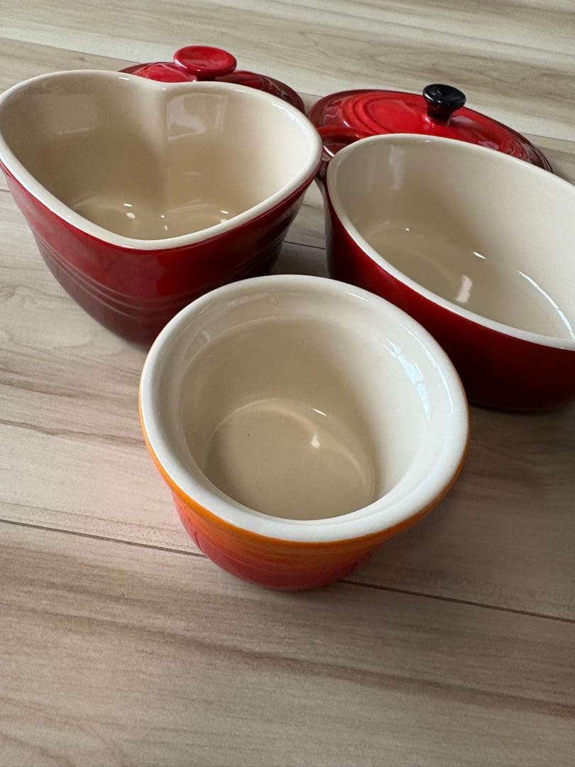 新品★ル・クルーゼ レッド 食器4点セット（グラタン皿・ラムカン・ココット）