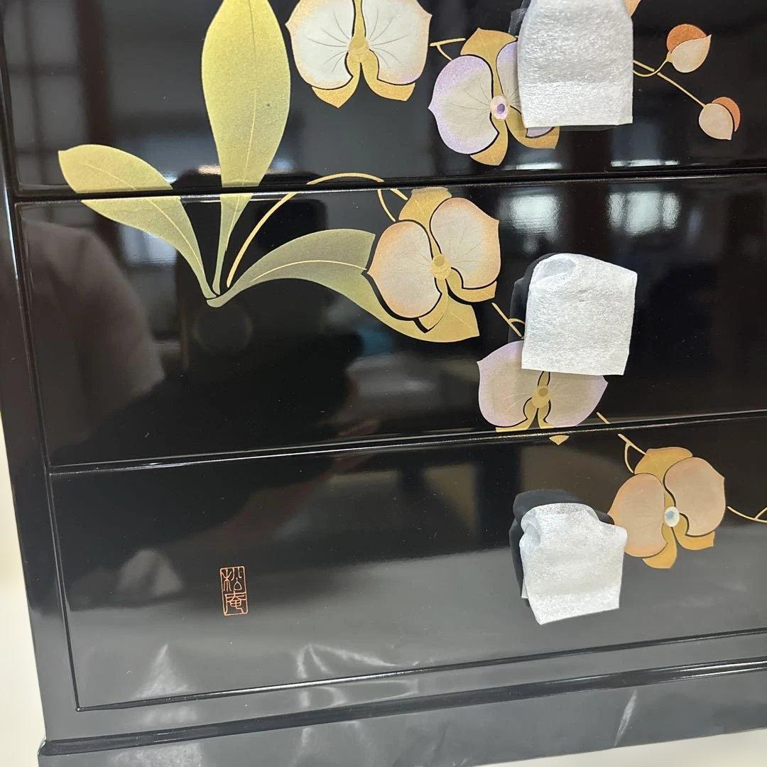 ま*ん様 新品・未使用品　会津塗　黒塗　三ツ引タンス　胡蝶蘭