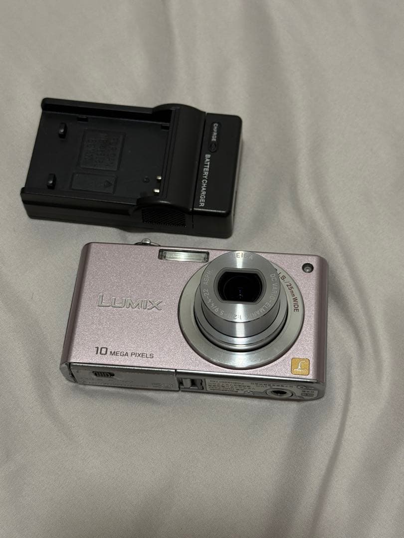 【✨大人気✨】 Panasonic LUMIX DMC-FX37 コンデジ 箱