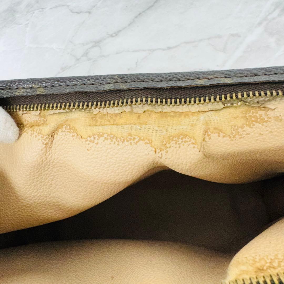✨ LOUIS VUITTON✨ルイヴィトン✨LV✨モノグラム✨ポシェットワレ✨