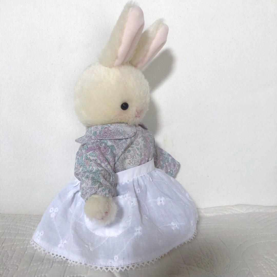 ハンドメイド　森の白うさぎちゃん