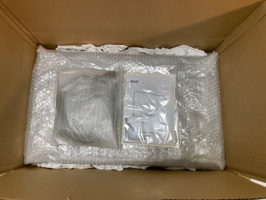 acer ゲーミングモニター NITRO XV240Y