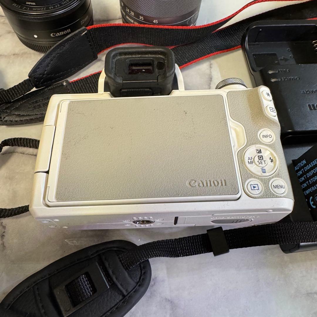 Canon EOS Kiss M ホワイト 本体とレンズ付き