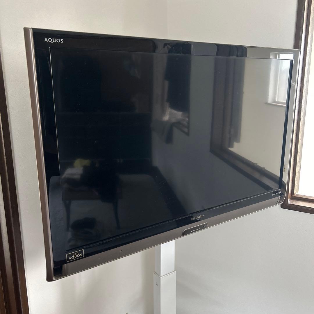 SHARP AQUOS液晶テレビ　40インチ　2010年製