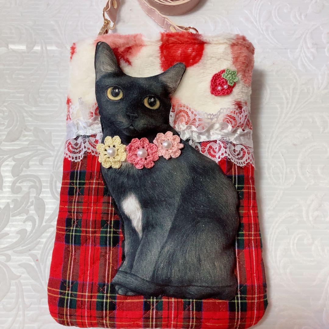 ゆきそら　黒猫ちゃんふわふわサコシュ　コヤンイサムチョン　ふわモコいちご