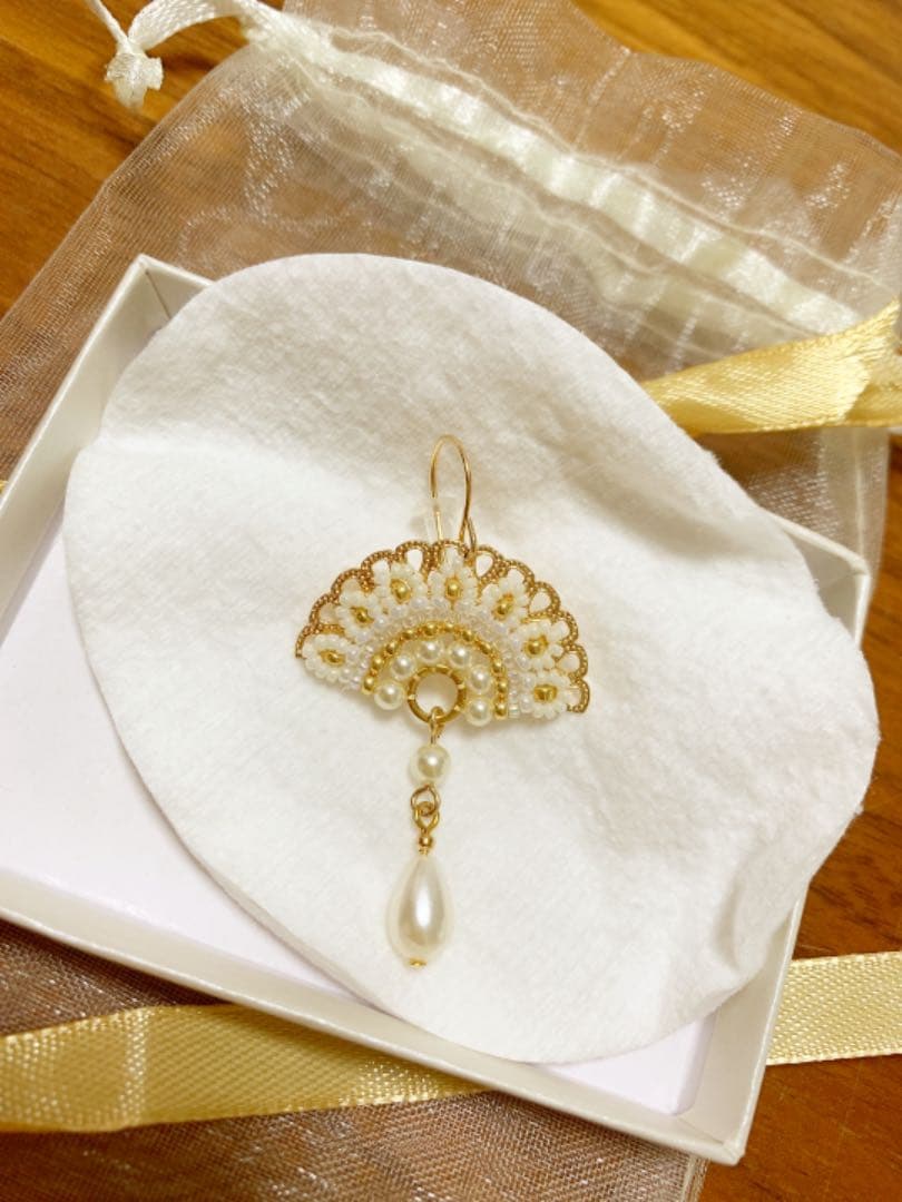 ハンドメイド ビジューピアス イヤリング